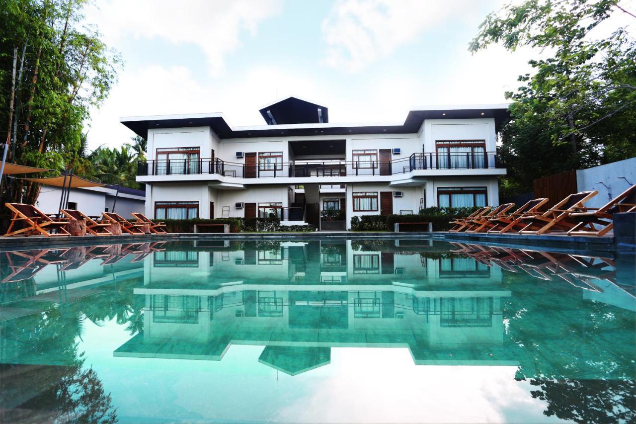 The Funny Lion - Coron Hotel Bagian luar foto