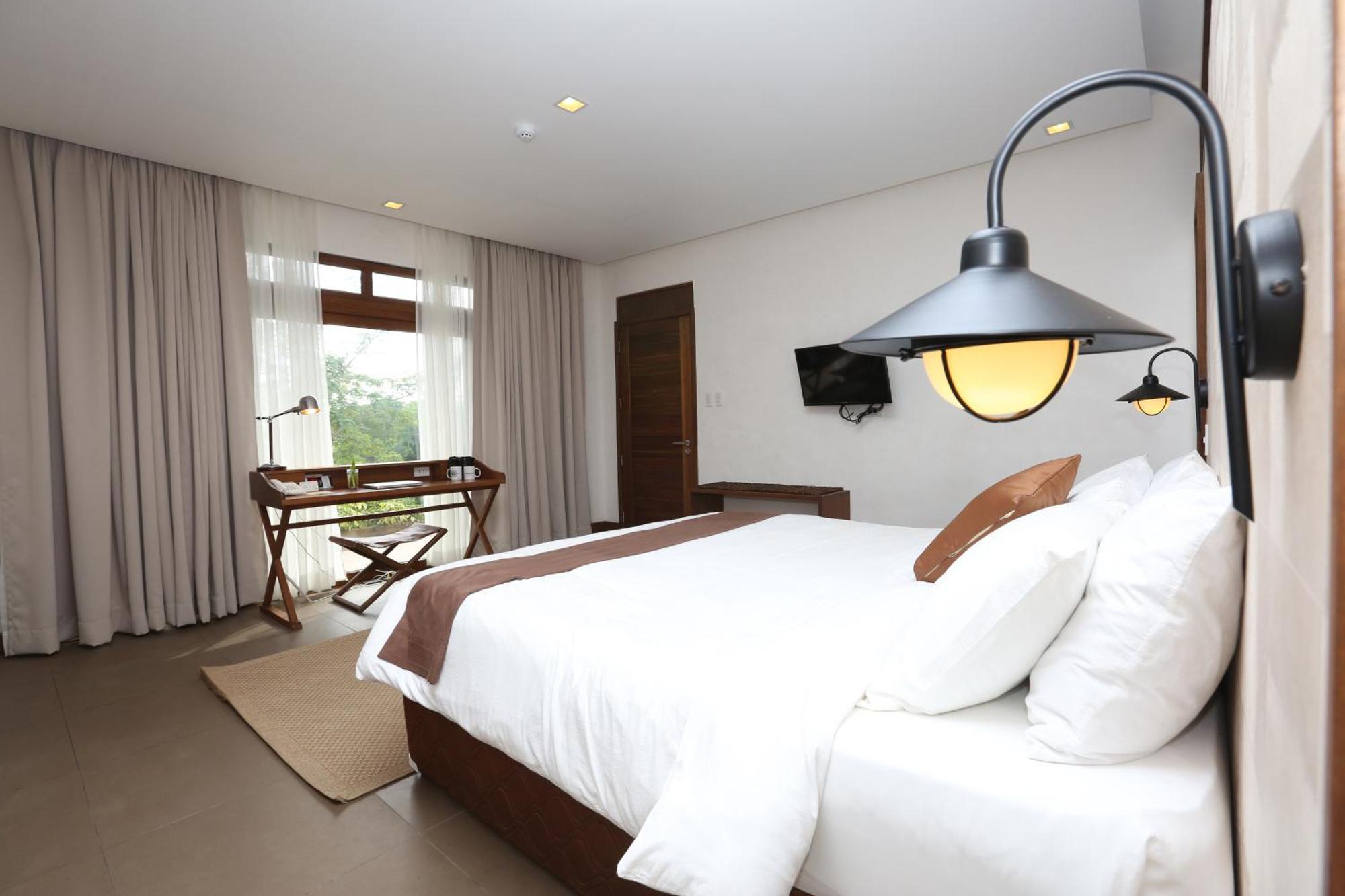 The Funny Lion - Coron Hotel Bagian luar foto
