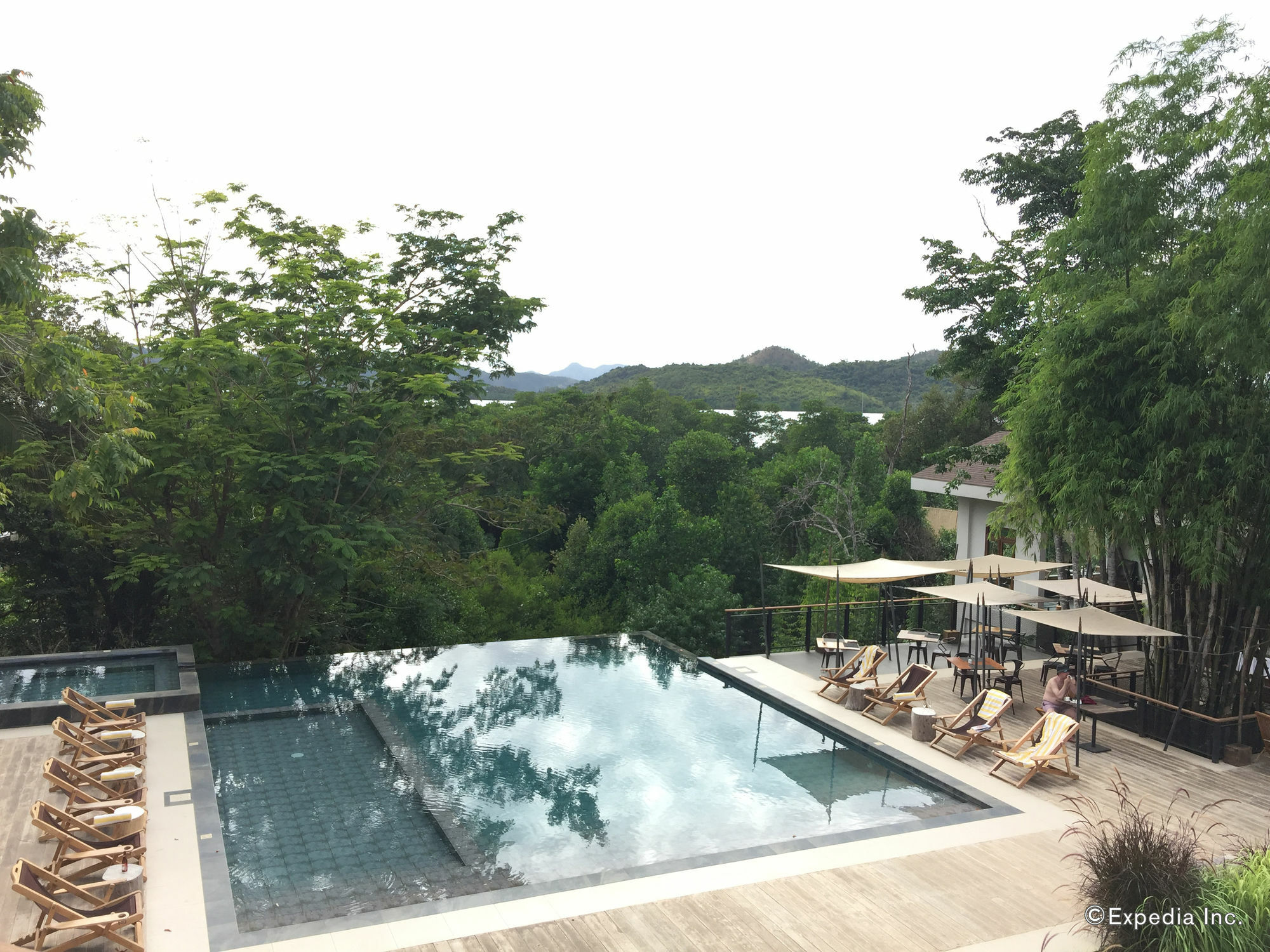 The Funny Lion - Coron Hotel Bagian luar foto